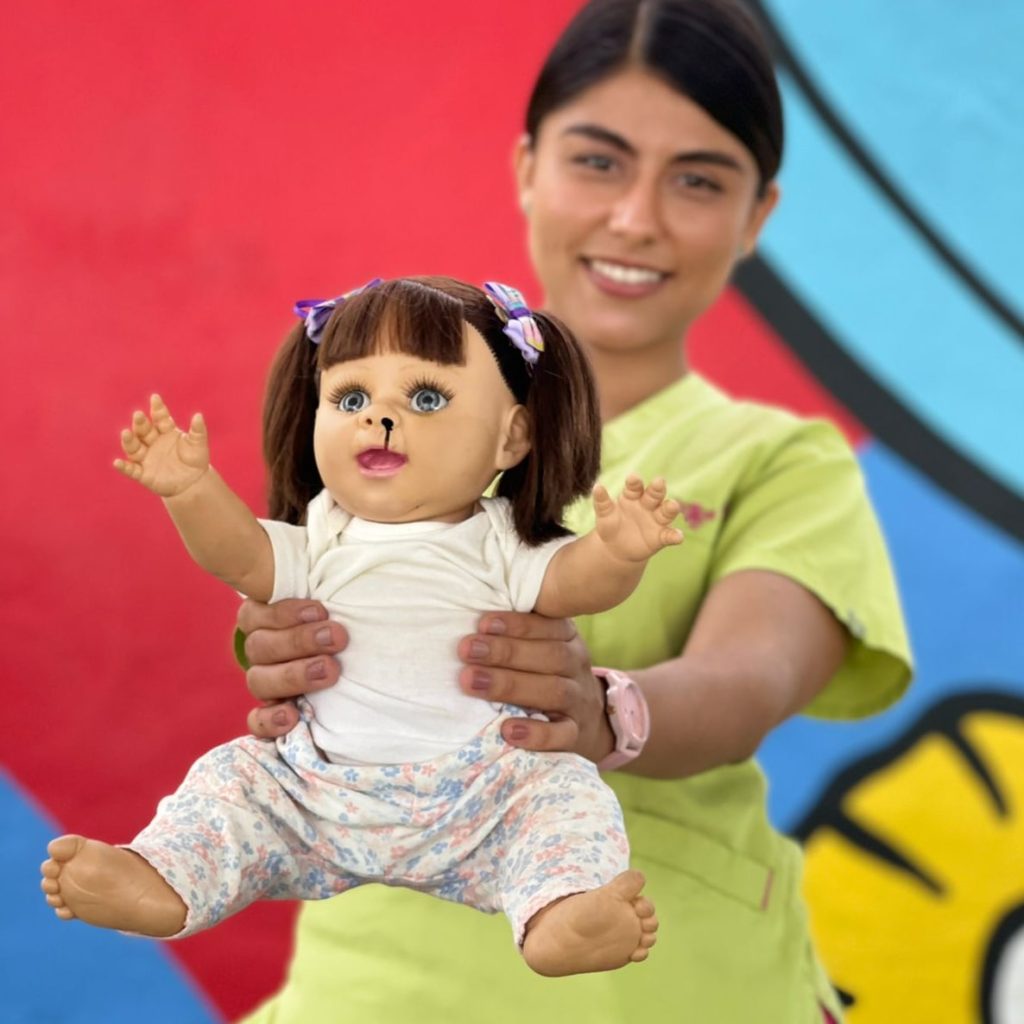 CAPACITACIÓN EN ORTOPEDIA PREQUIRÚRGICA PARA LACTANTES CON LABIO Y PALADAR HENDIDO EN OAXACA