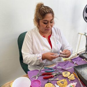 Tecnico Dental(1) Tecnico Dental(1)